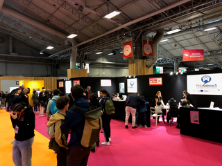 Stand à la Paris Games Week de Pédagojeux, animé par l'Unaf